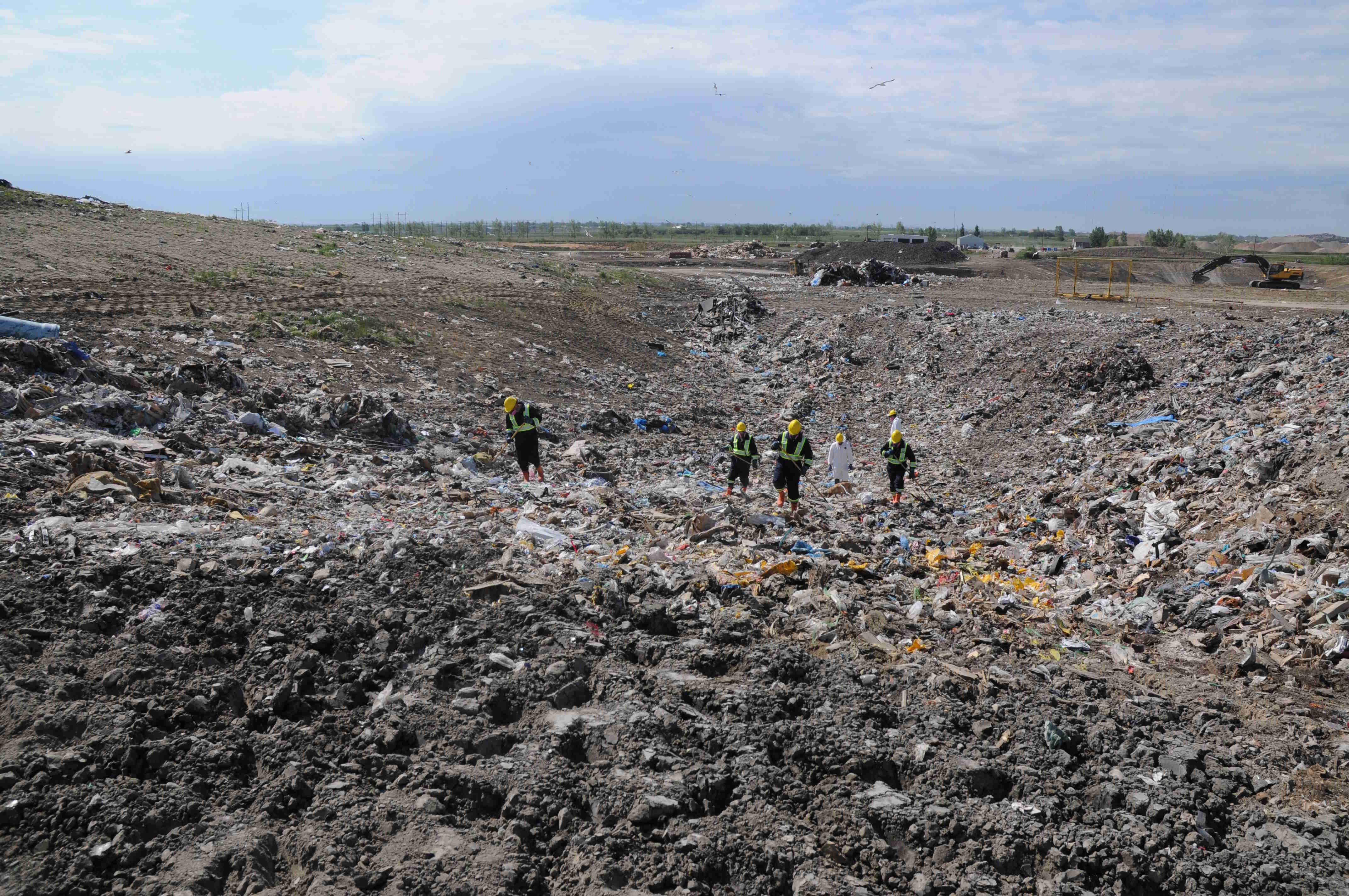 Another view of the search team, this time with a view from the command post.